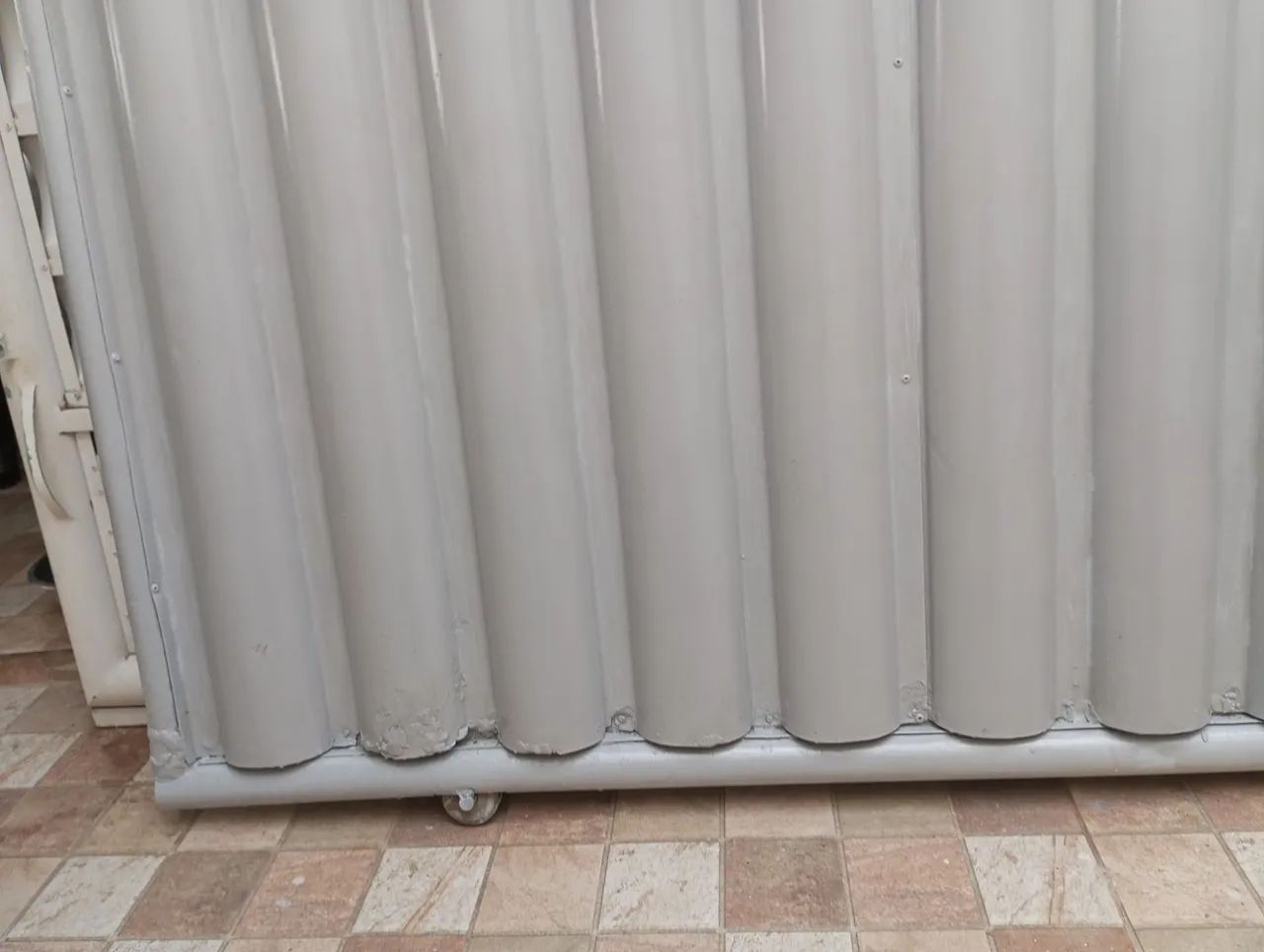 Iron gate64418995891841121