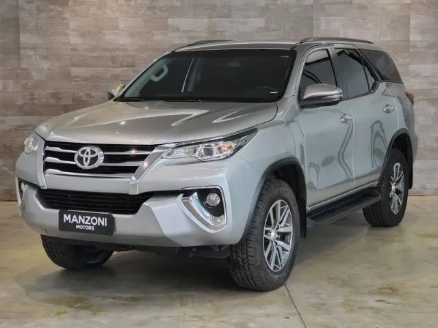 Hilux SW4 Srv Flex - 2019