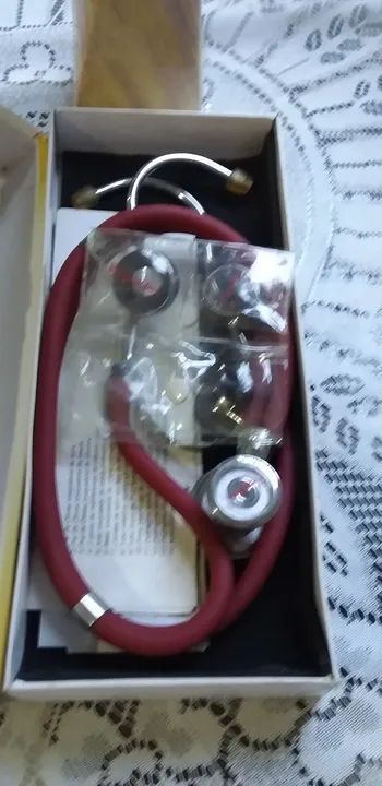 Estetoscópio novo na caixa - Foto 3