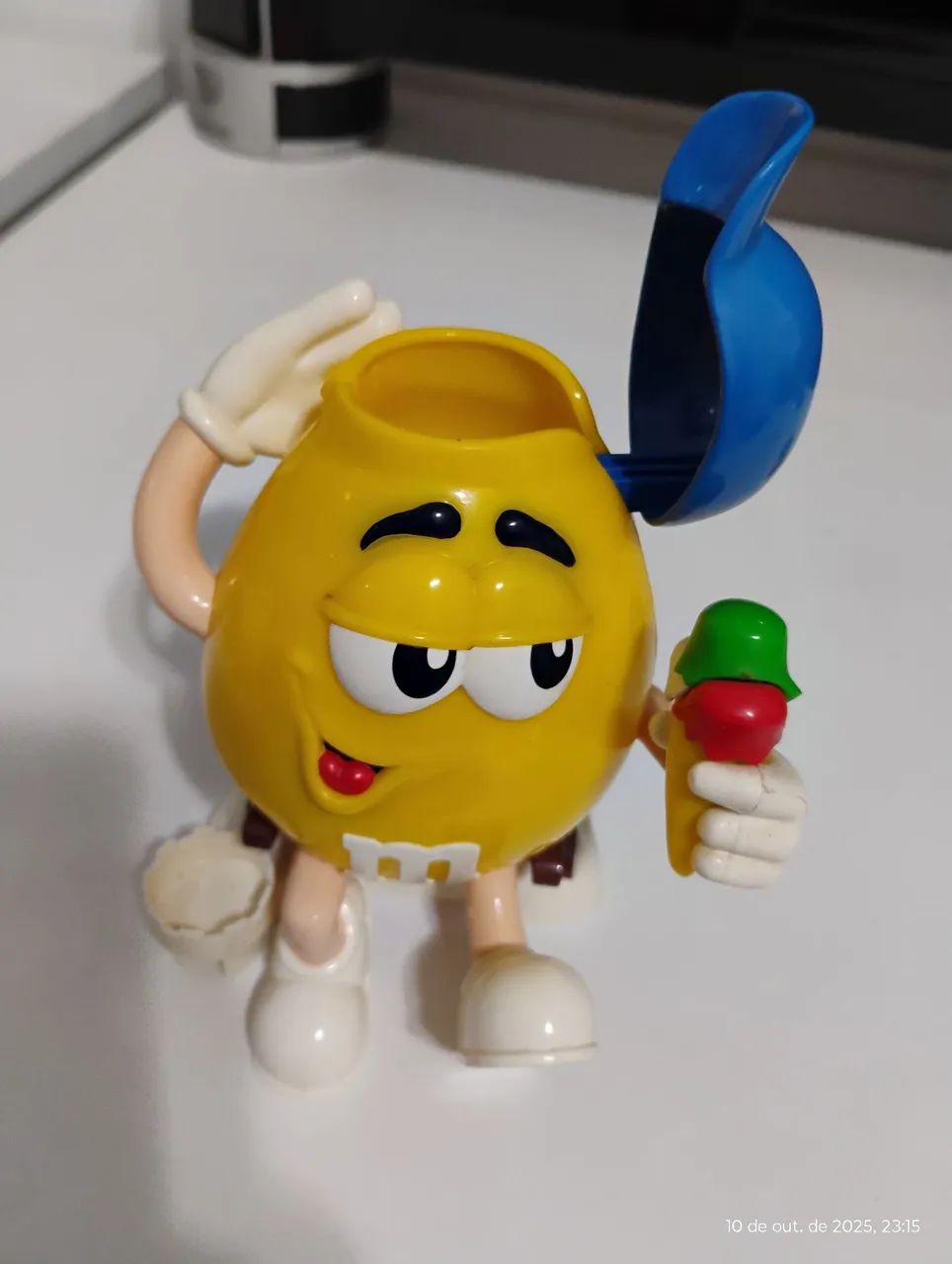 VENDO BONECO M&M SORVETE