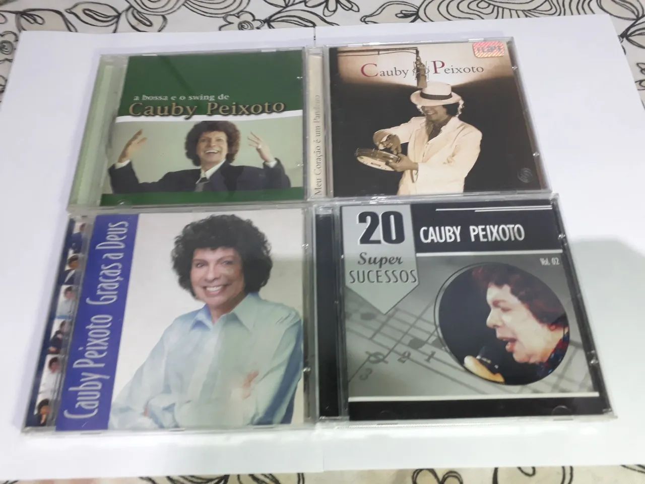 Lote de 4 CDs Cauby Peixoto