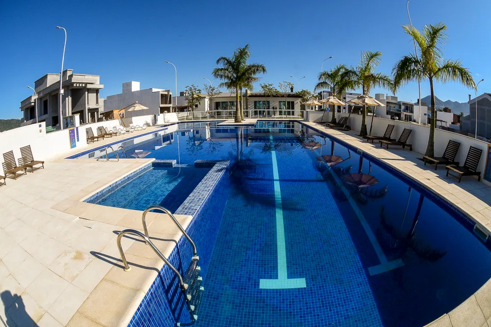TERRENO NO DELTAVILLE NO CONDOMINIO COSTA DO SOL POR 200MIL À VISTA