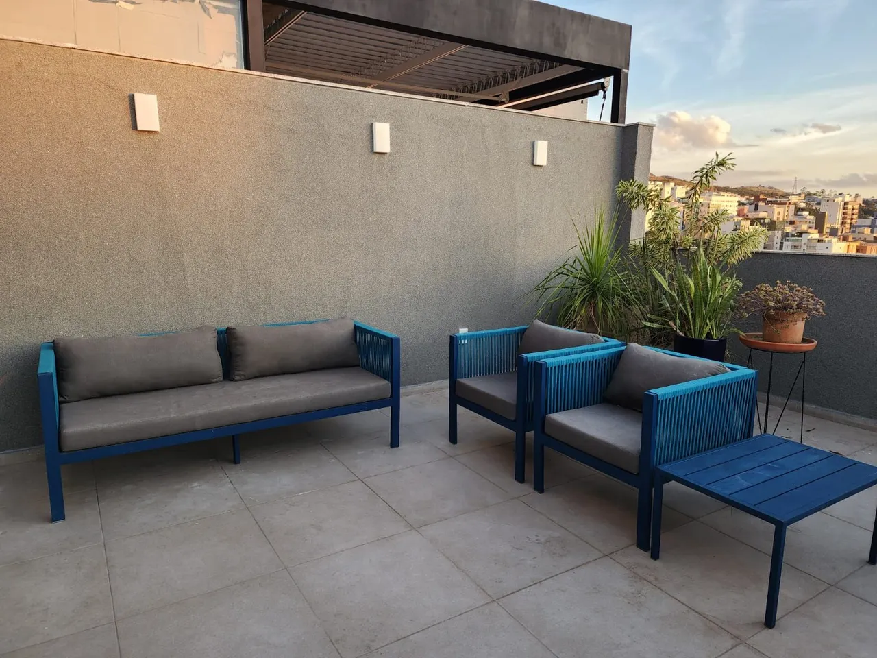 Conjunto Sofá e Poltronas para Área Externa - Design Moderno