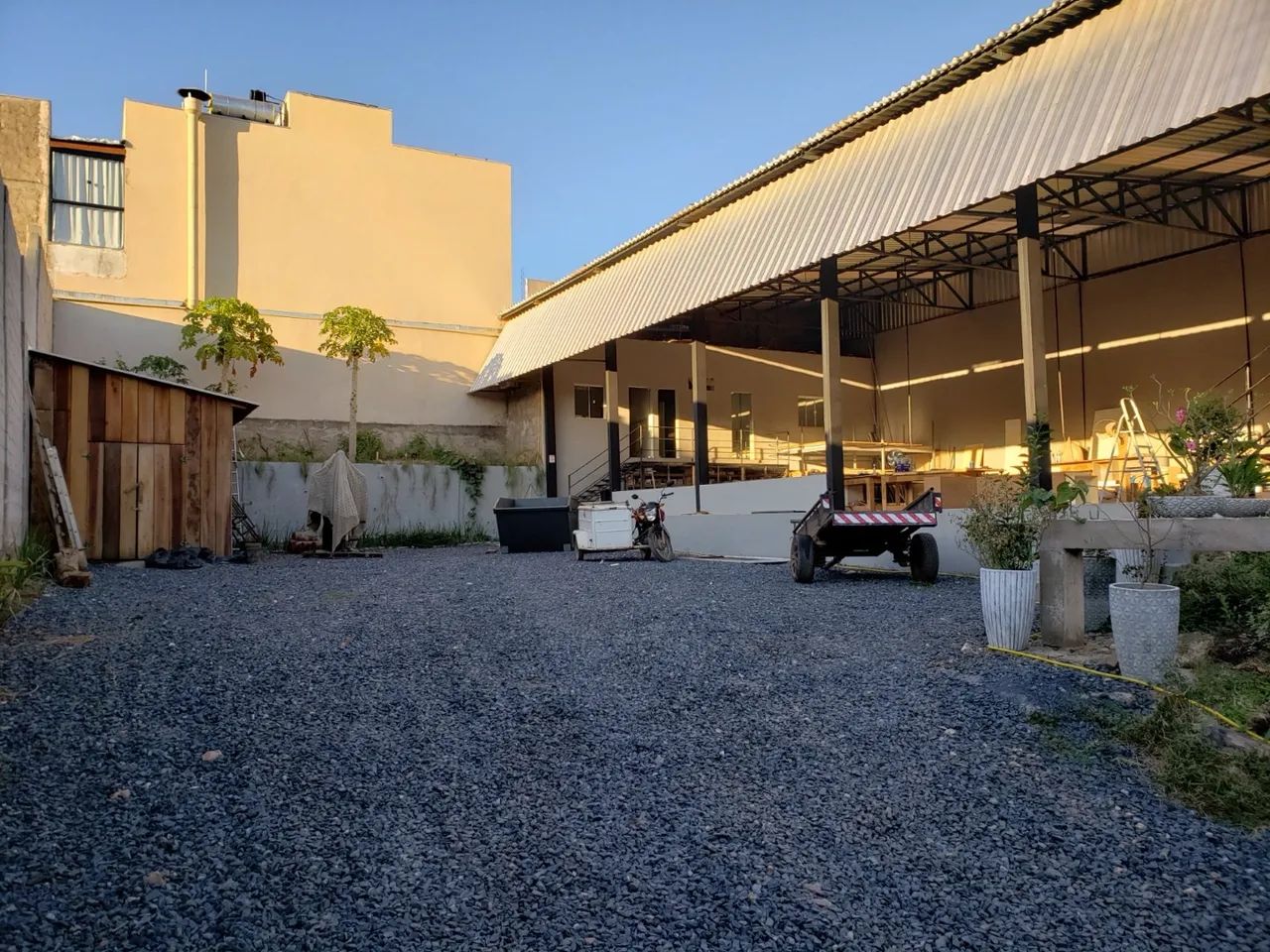 Barracão Comercial e Casa - Oportunidade Única - Foto 2