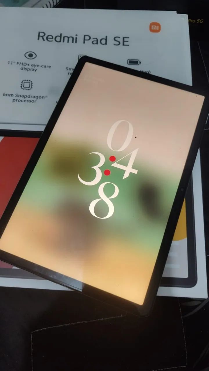 Redmi Pade SE com capa de couro, teclado e mouse bluetooth