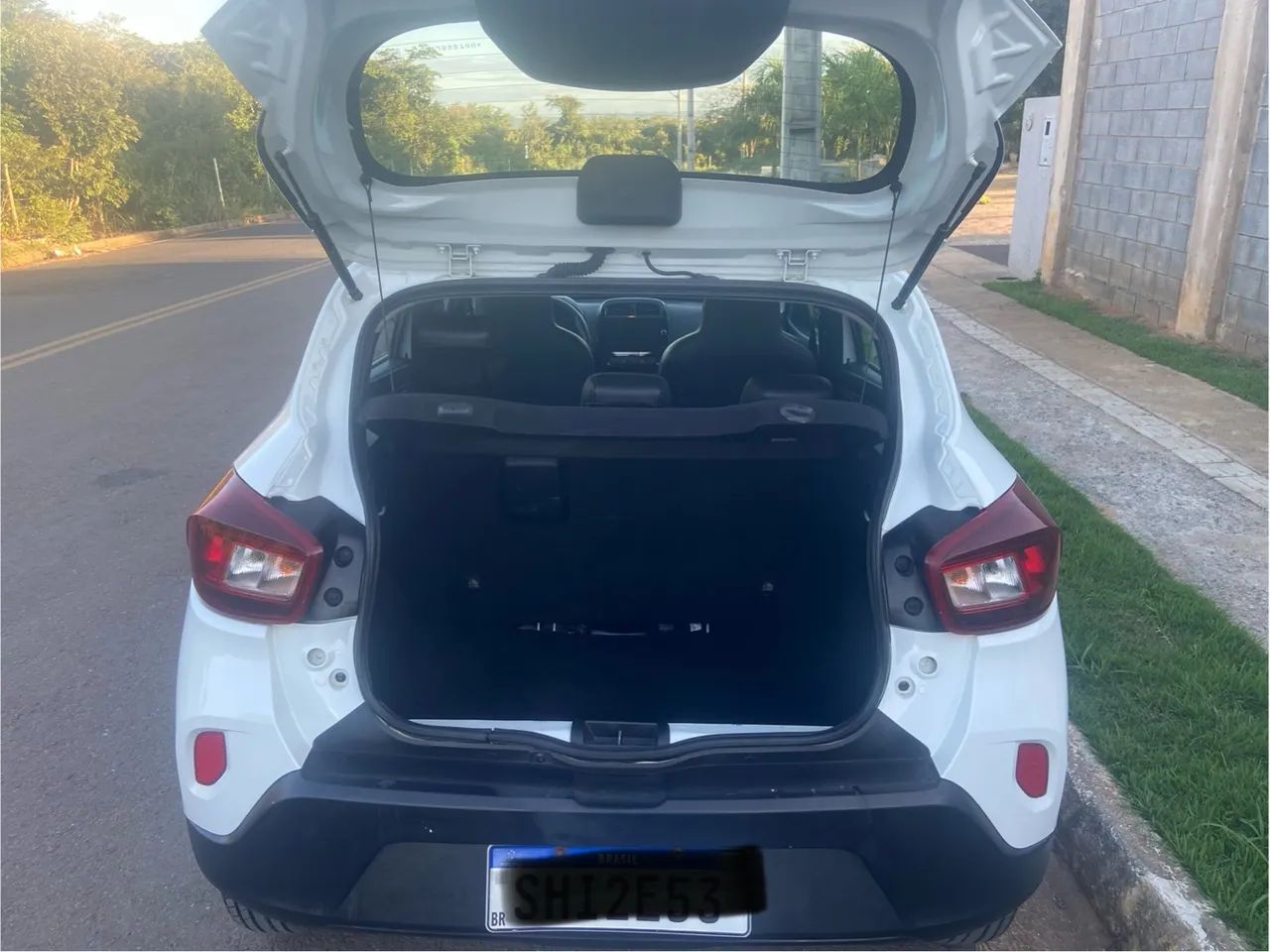 Kwid intense 7 mil ABAIXO da FIPE oportunidade - Foto 2