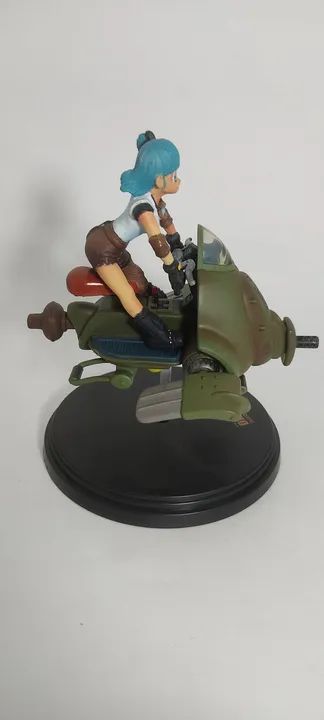 Boneco Dragon Ball Z Bulma em sua nave espacial - Foto 2