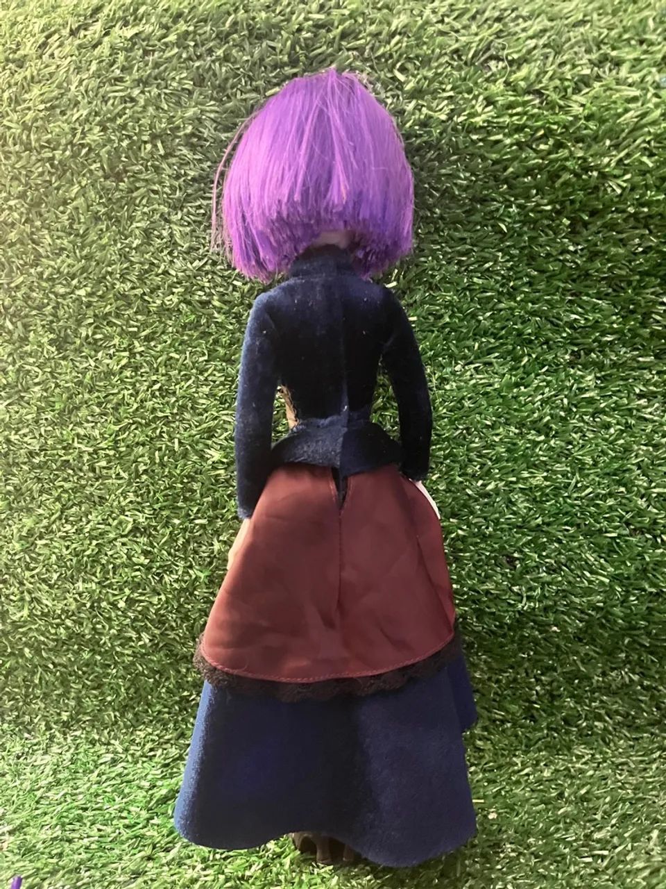 Boneca Attractionistas Gracie, da atração Haunted Mansion Disney Parks.  - Foto 5