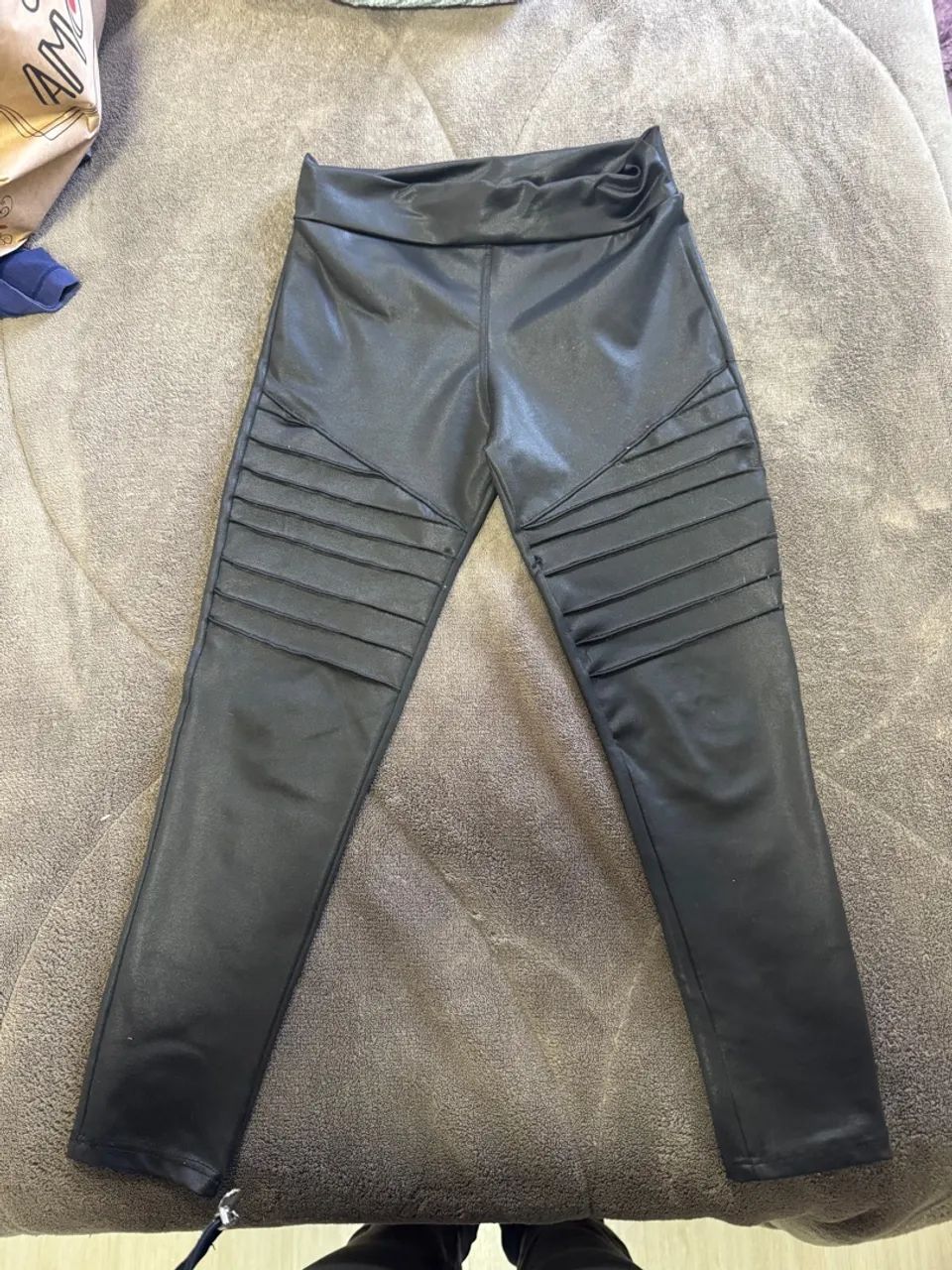 Calça montaria preta com detalhes para menina - Foto 3