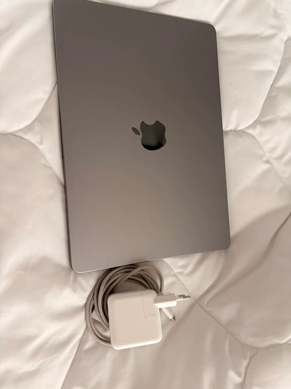 Macbook M2 em Perfeito Estado64310775449345122
