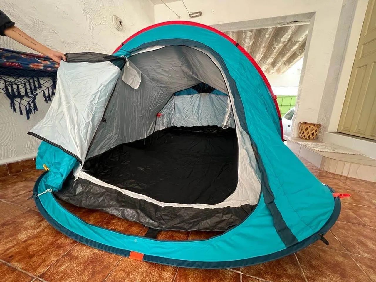 Barraca 2 Seconds Quechua (2 pessoas) - NOVA - Foto 2