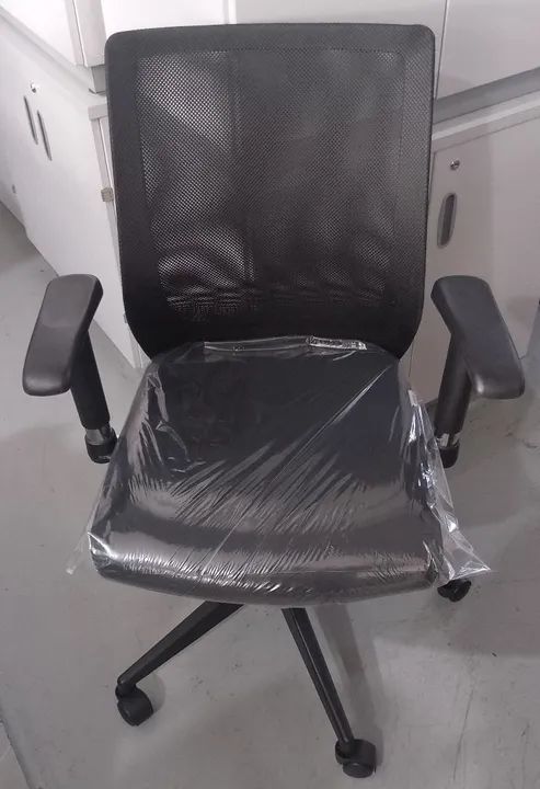 Cadeira de Escritório Tela Mesh Ricco