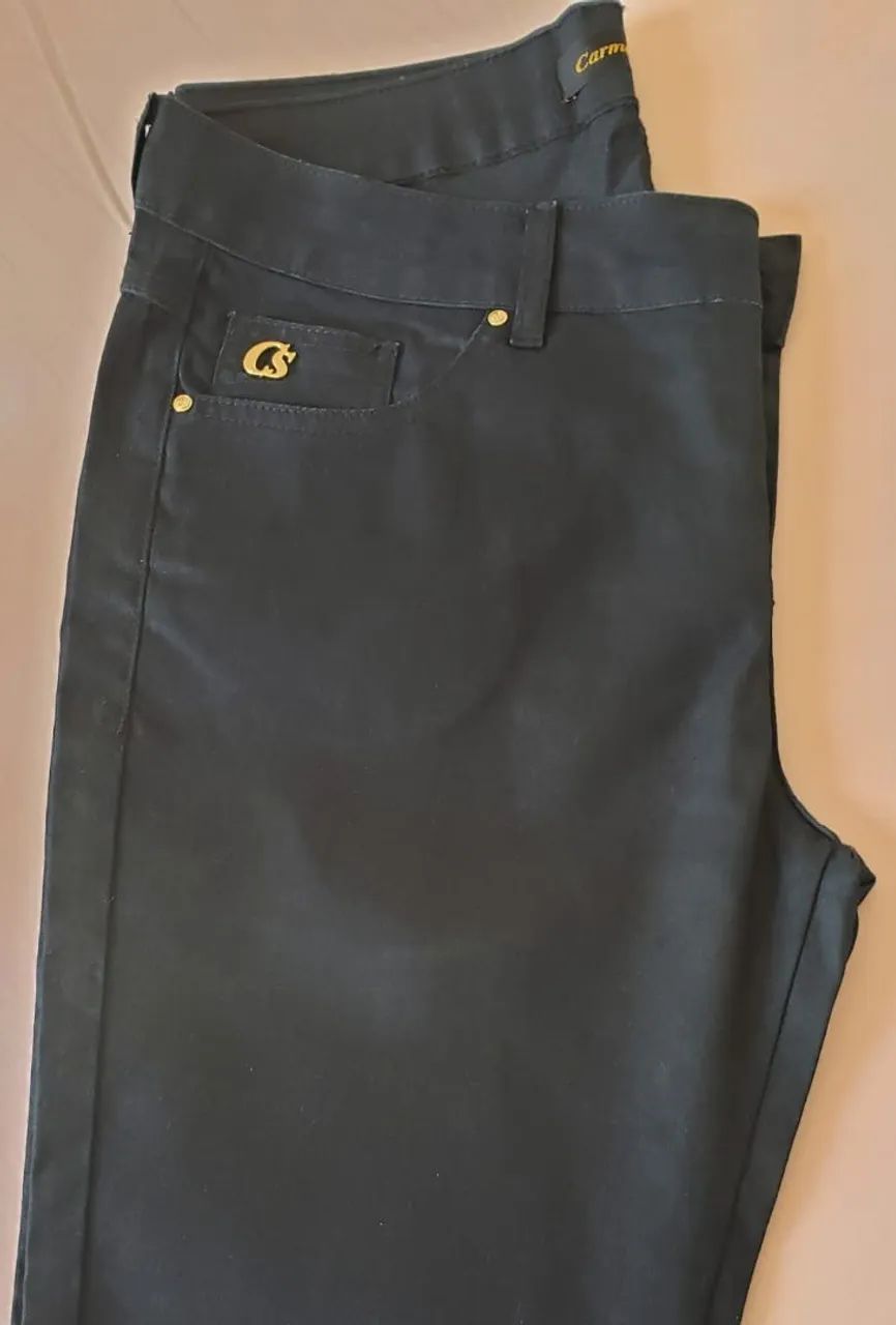 Calça jeans feminina Carmem Steeffens 