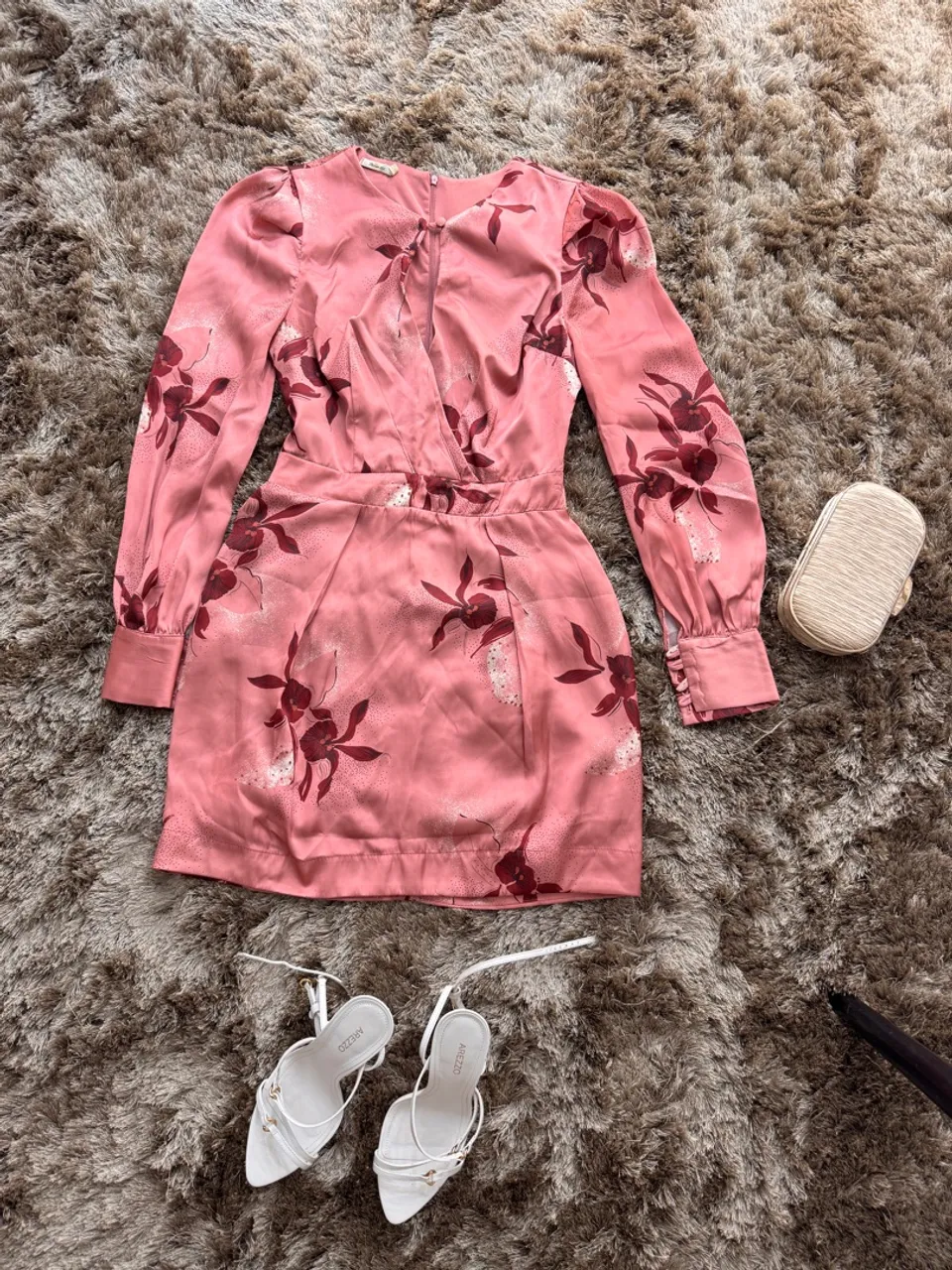 Vestido rosa com estampa floral