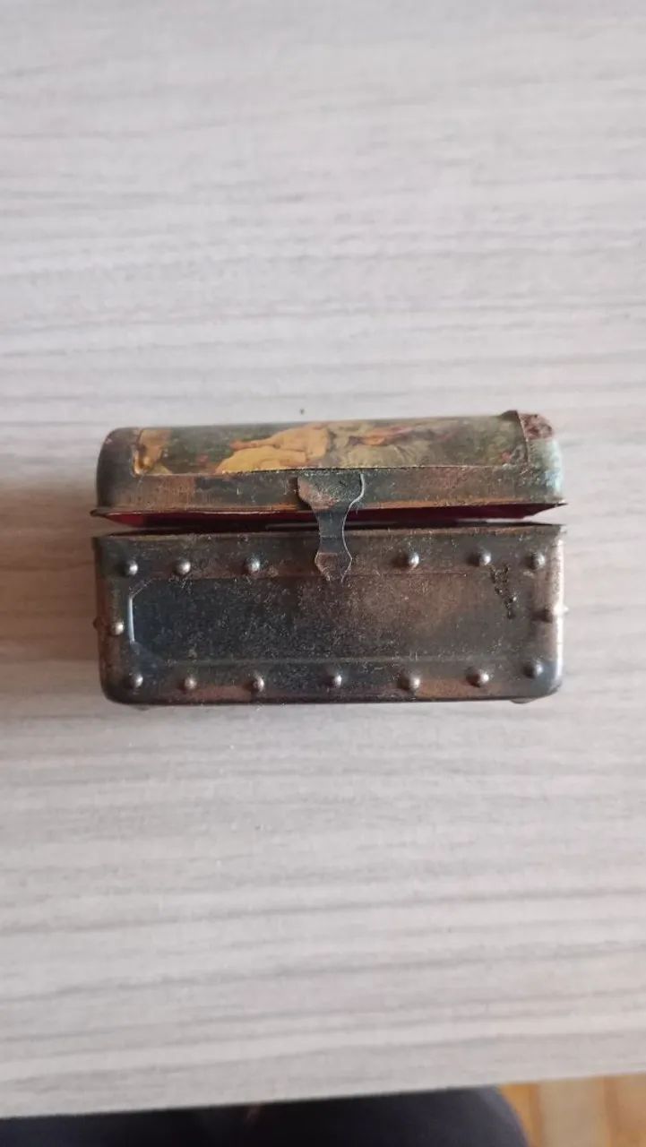 Mini baú porta Baton antigo  - Foto 4