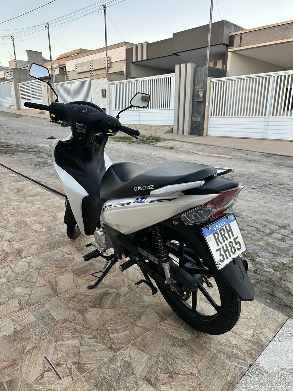 Moto Aveloz  - Foto 4