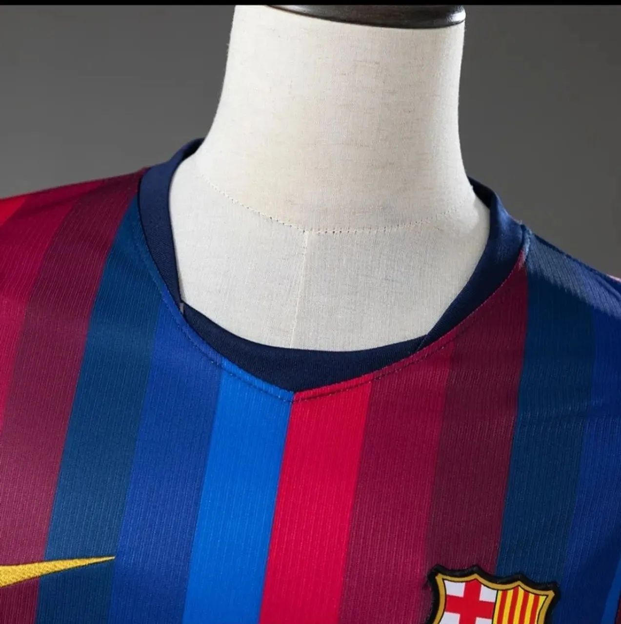 Camisa Barcelona 2026/27 - Modelo Torcedor Premium - Foto 5