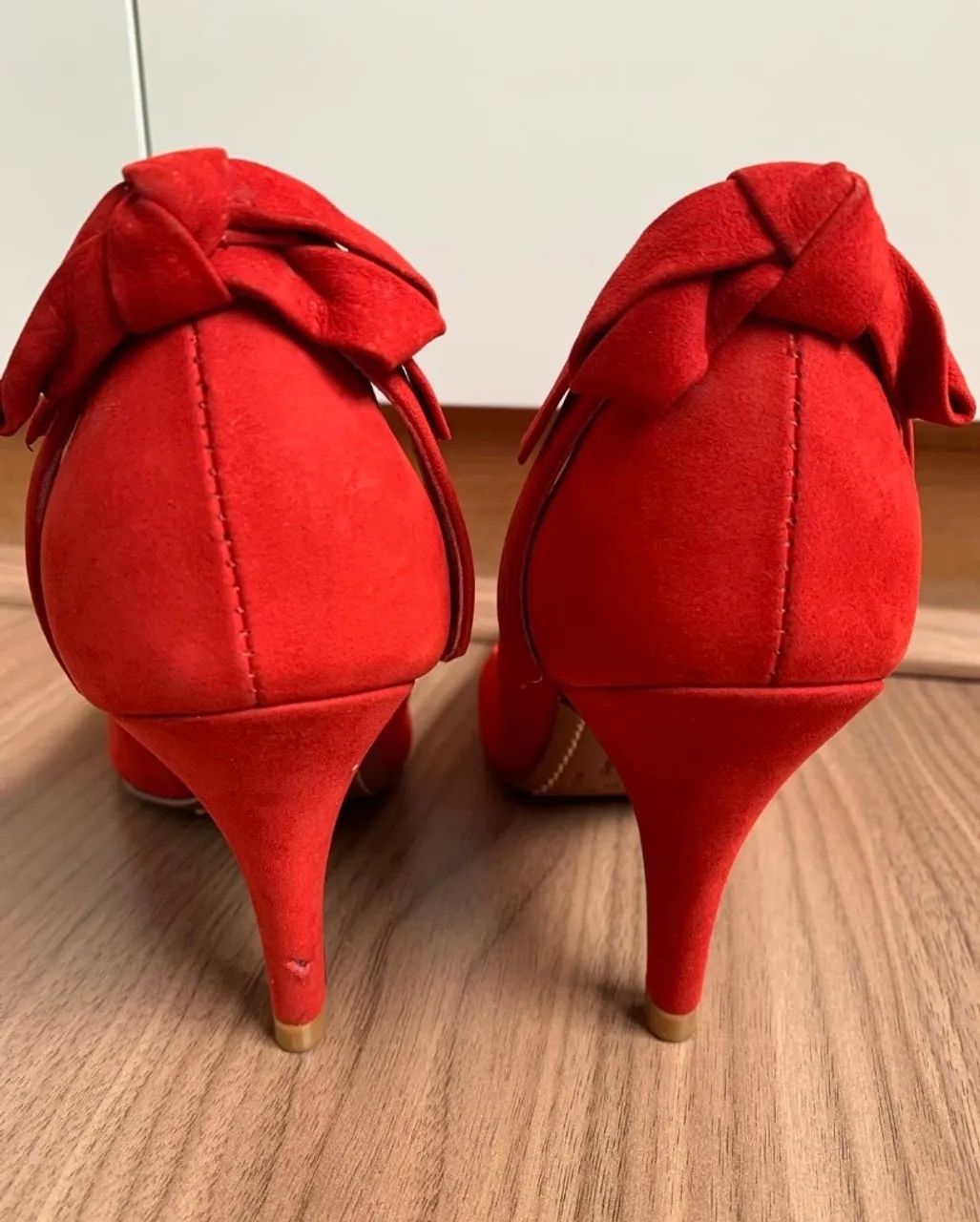 Scarpin schutz vermelho - Foto 3