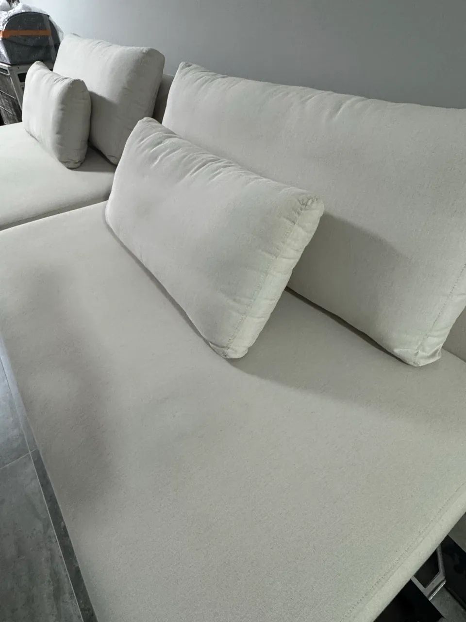 Sofá Modular Off White 2 Módulos - 3 metros  - Foto 2