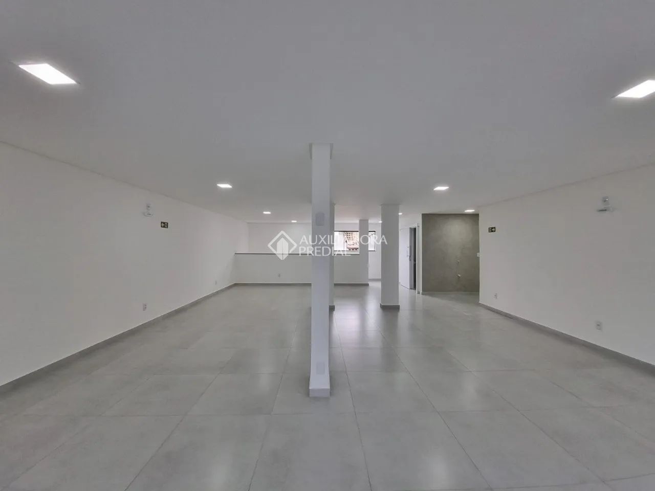 Prédio Comercial região Central em Ponta Grossa - Foto 4