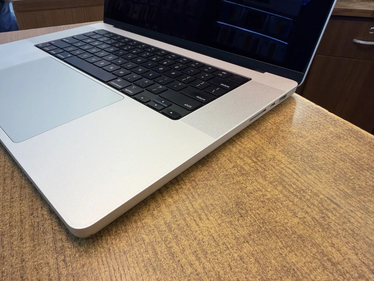 MacBook Pro M2 Max 16 Polegadas  - Foto 4