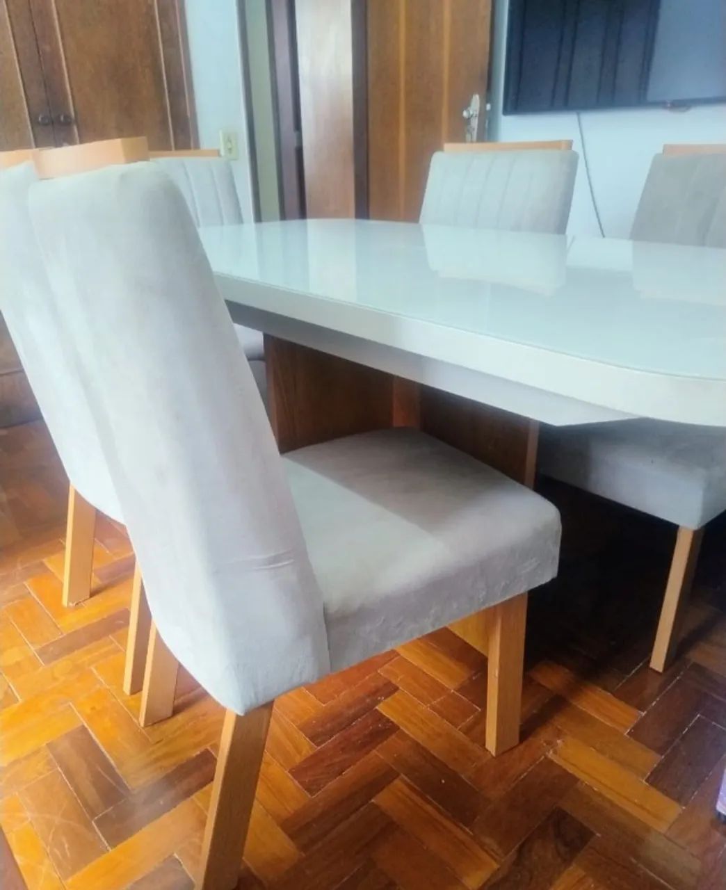 MESA DE JANTAR COM CADEIRAS - Foto 4