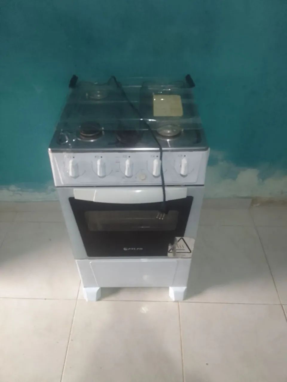 Fogão 4 bocas automático fuconnado perfeitamente 