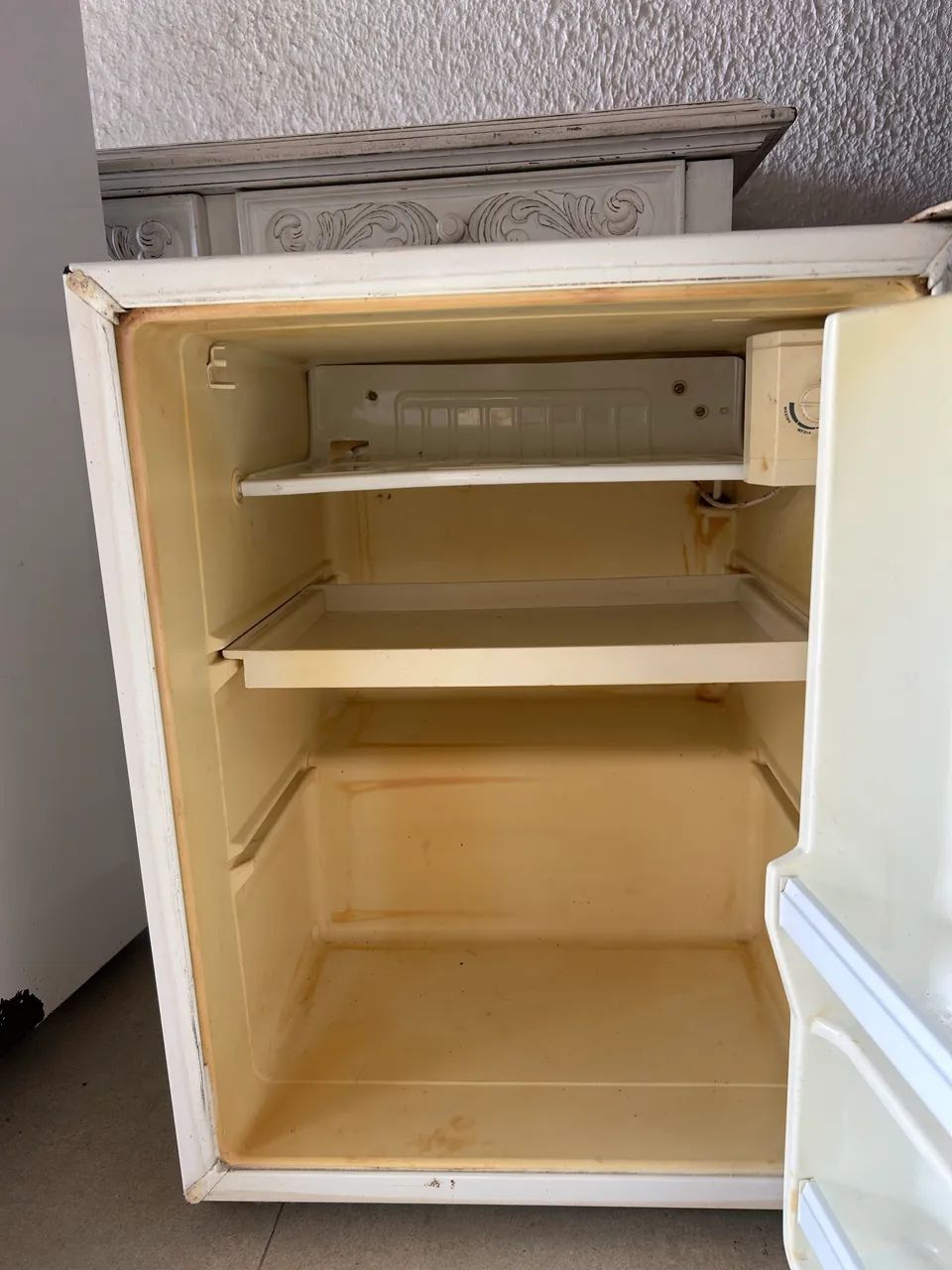 Vendo frigobar 