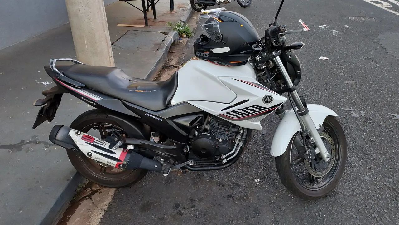 Fazer 250