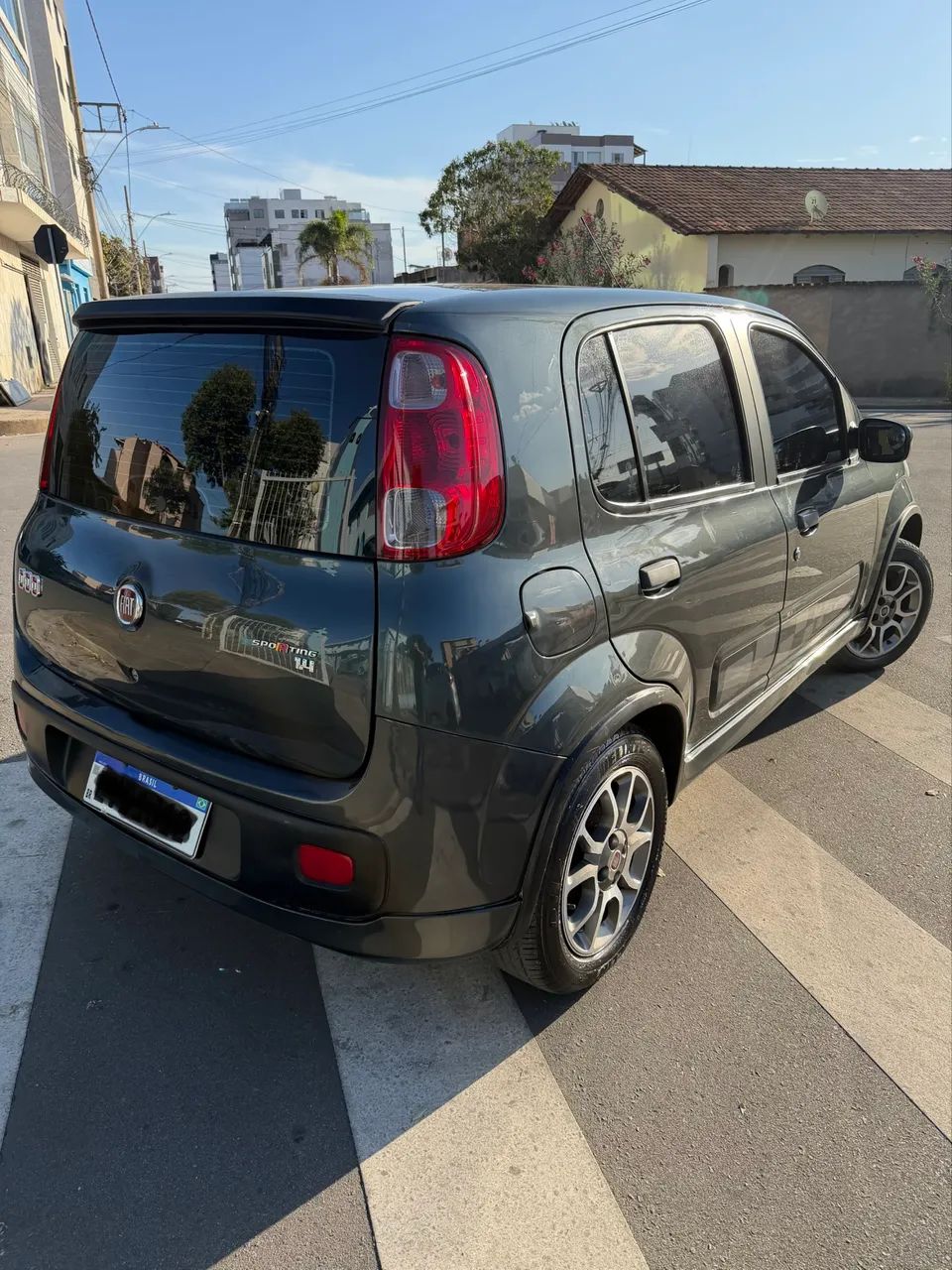 Fiat Uno Sporting 1.4 EVO Fire Flex 8V 4P 2012 - Foto 5