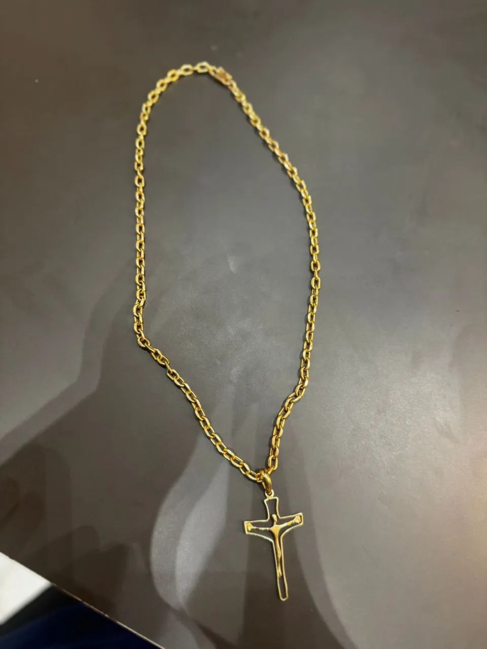 Colar de ouro 18