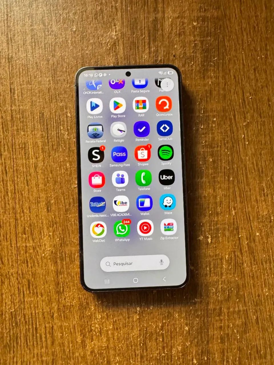 Celular S24