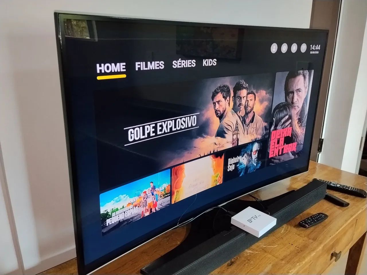 Smart TV Samsung 48" Curva - Perfeito Estado - Foto 5