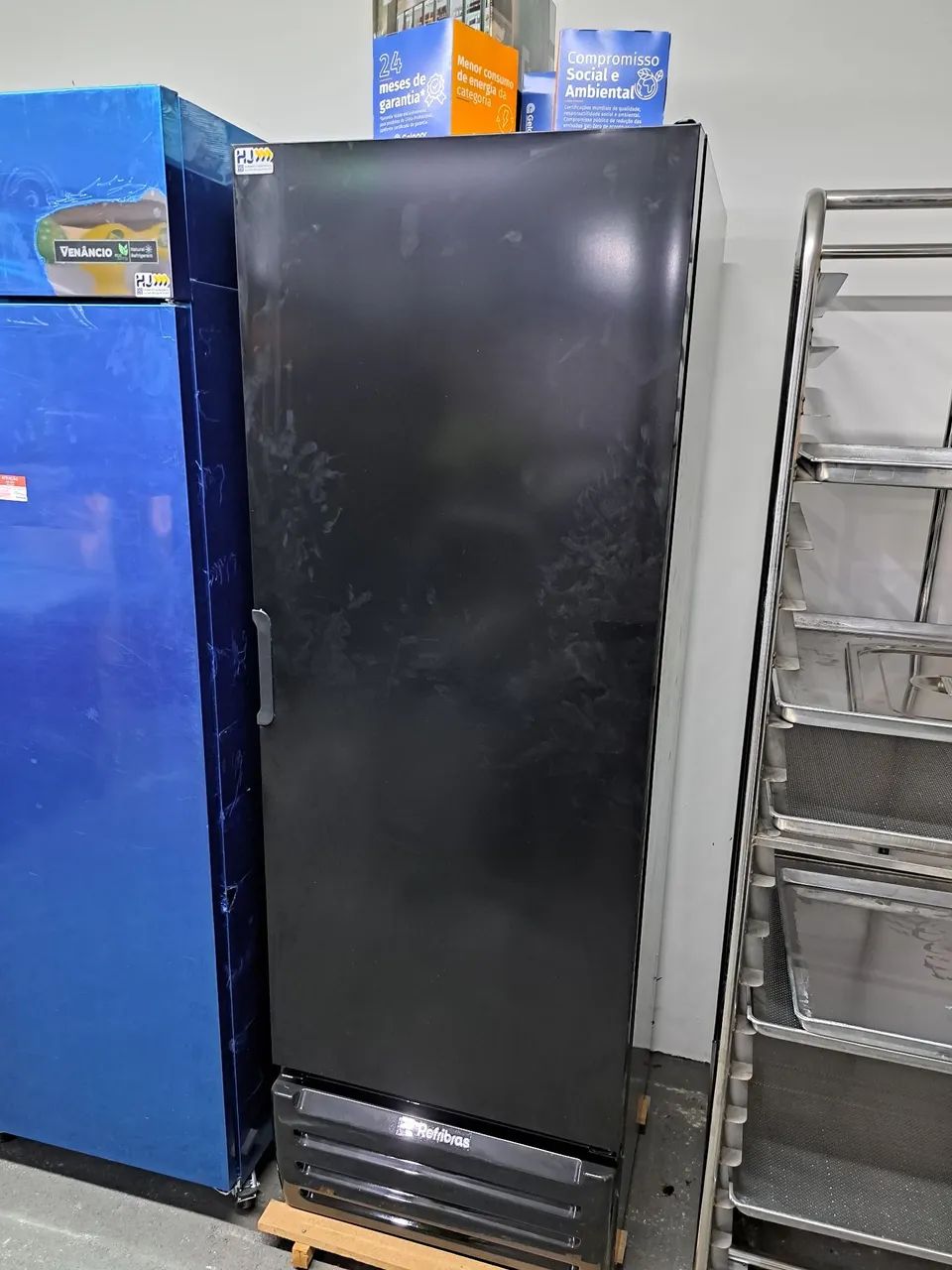 Ac Freezer 500lts vertical preto 