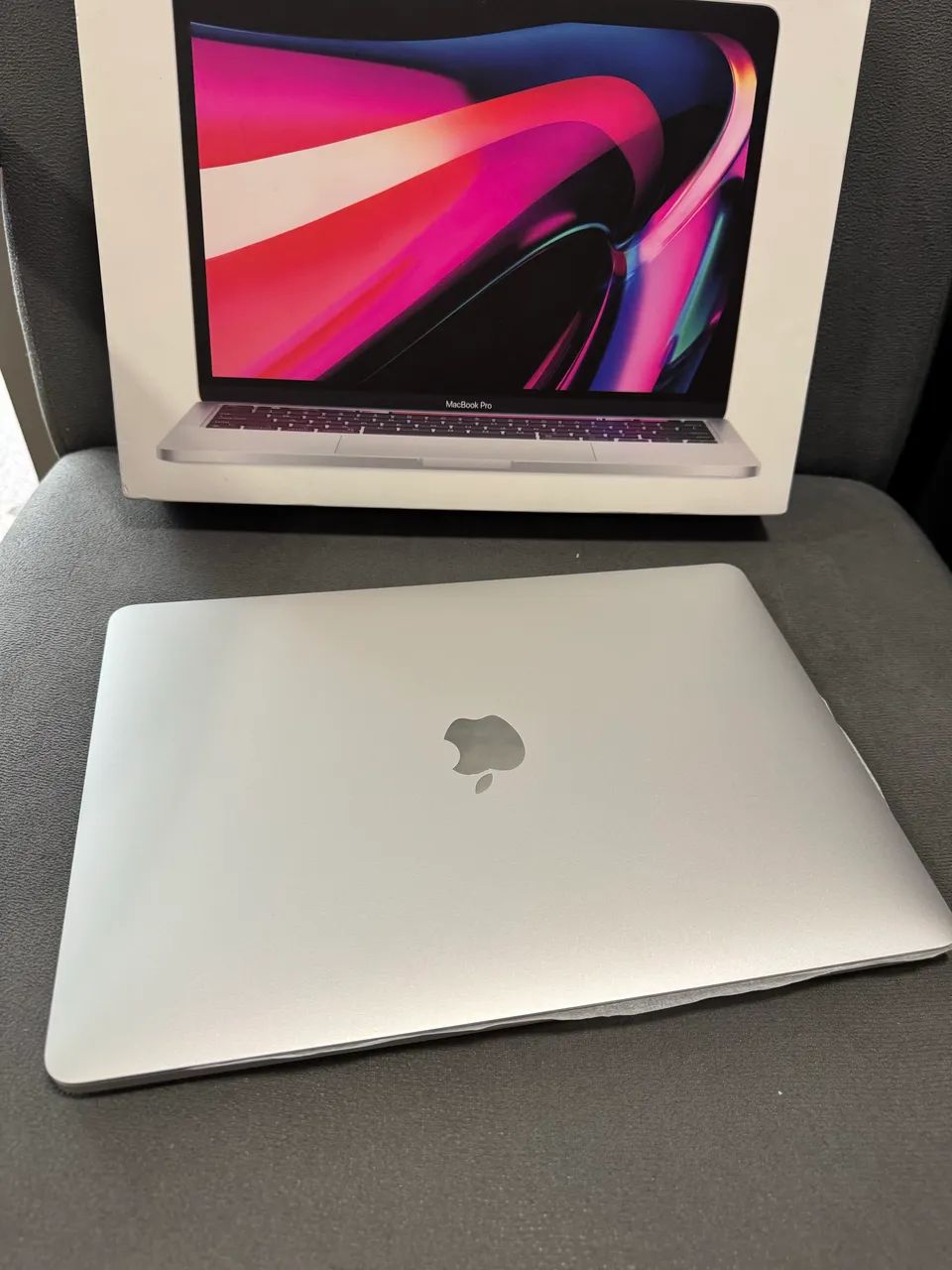 MacBook Pro M2 