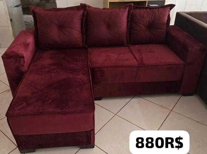 SOFÁS 2 LUGARES COM CHAISE NOVOS  - Foto 3
