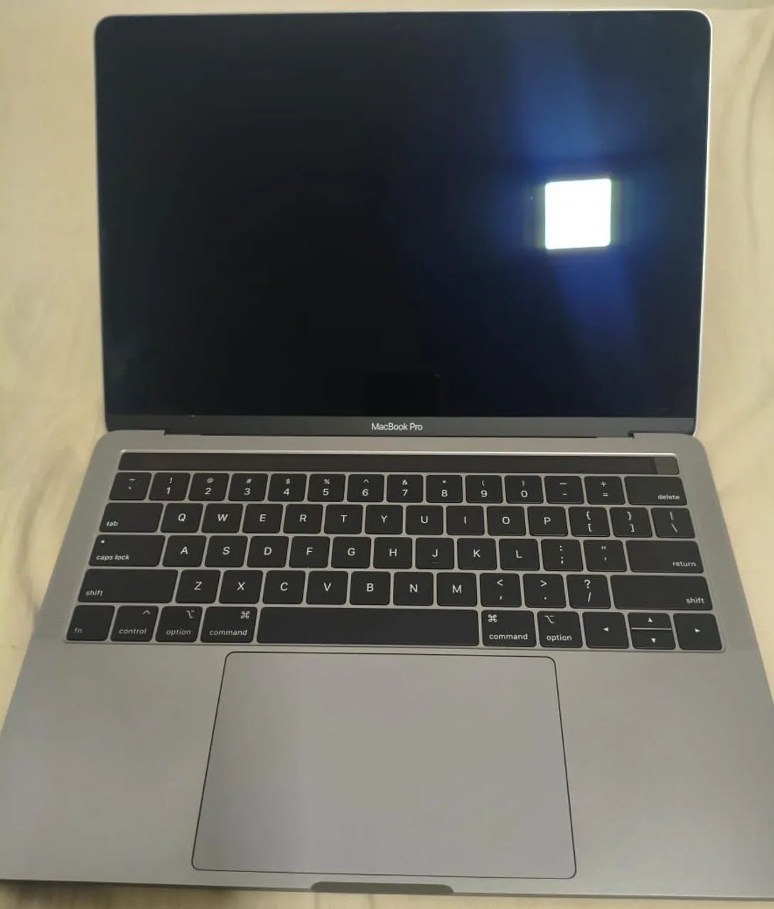 Apple MacBook Pro Laptop Core i7 1.7Ghz 16GB RAM 512GB SSD 13
