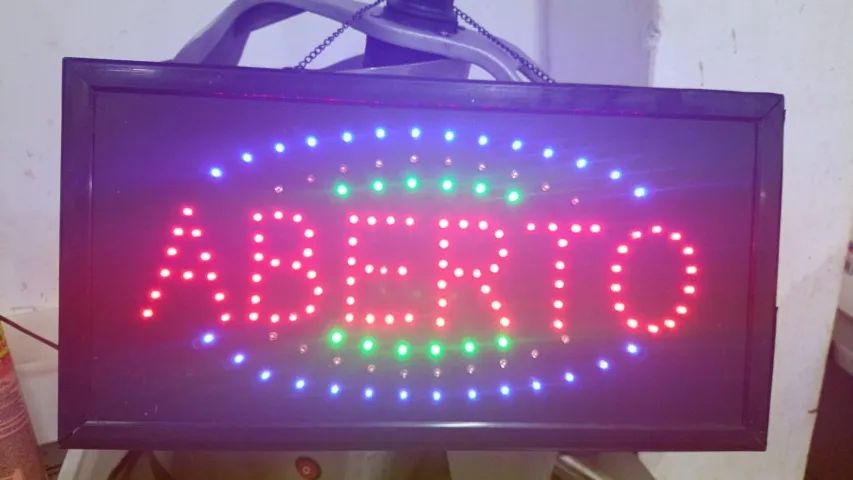 letreiro piscante ABERTO 