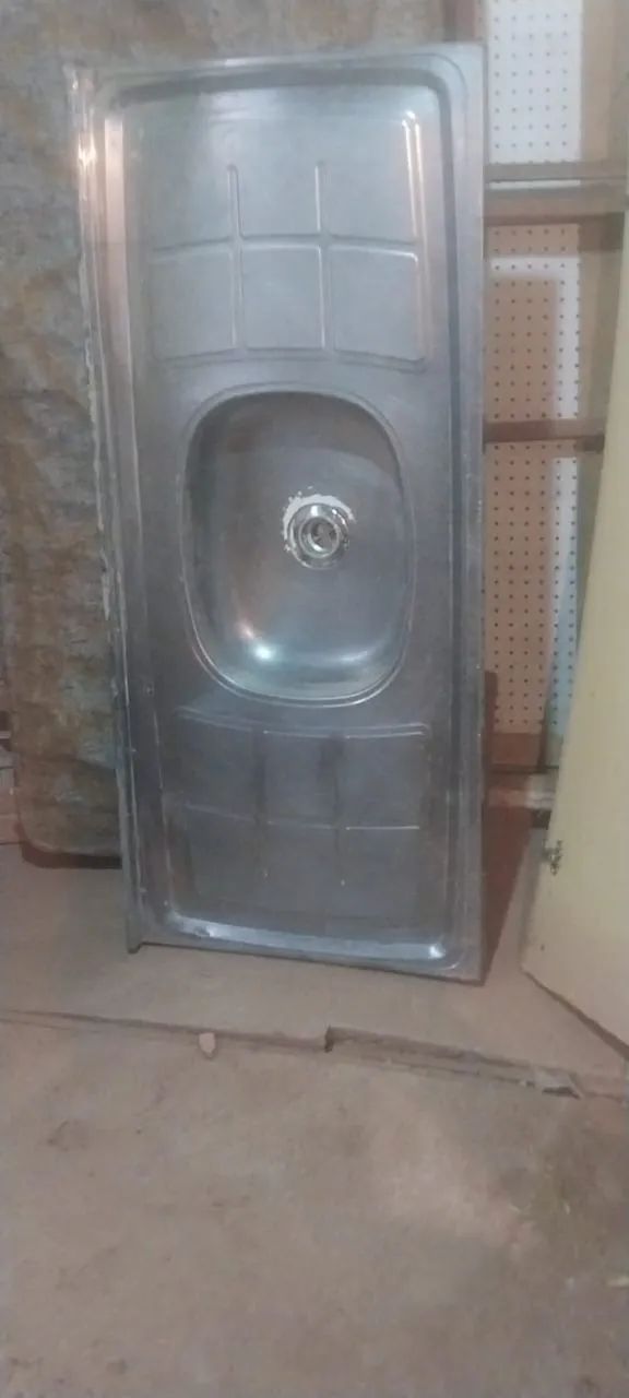 Kitchen Sinks452149396080568320