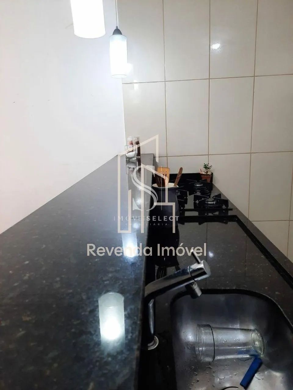 Interlagos - Casa Assobradada de 169m² com 1 quarto, 1 uma suite e com vaga para 6 carros. - Foto 2