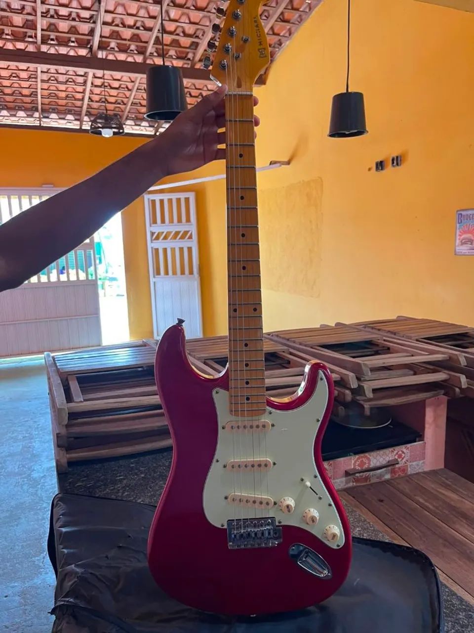 Guitarra Michael sem marca de uso  - Foto 3