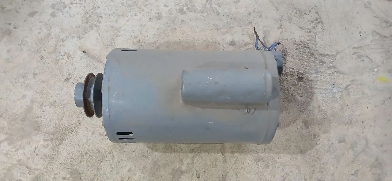 Motor elétrico 2 CV Bivolt 