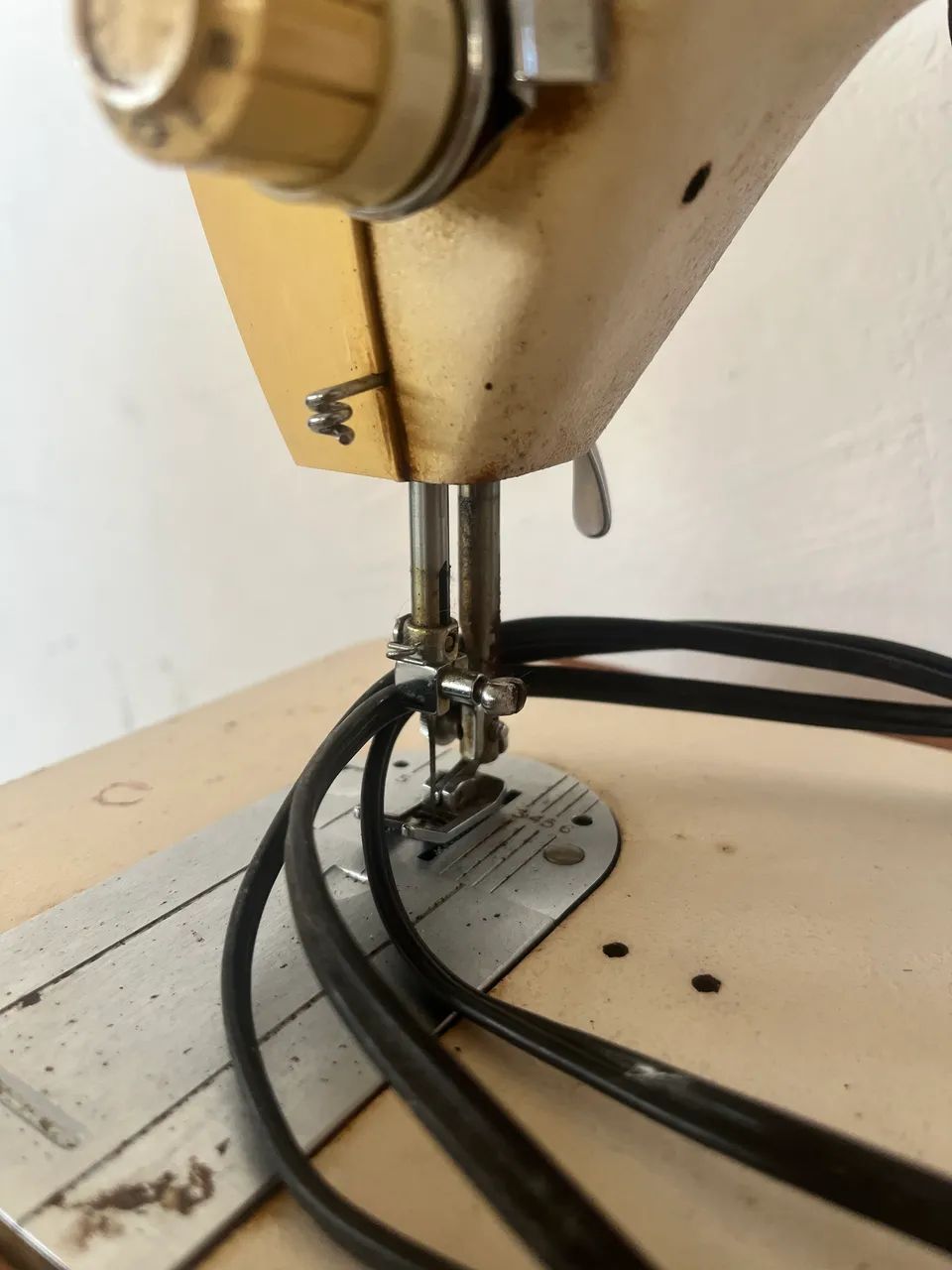Máquina de costura - Foto 2