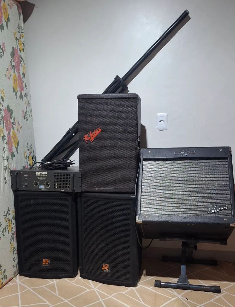 Caixa de som e potência