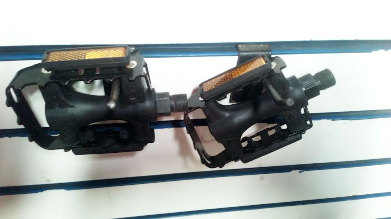 Par pedal com refletor aço/nylon 9/16 - Foto 5