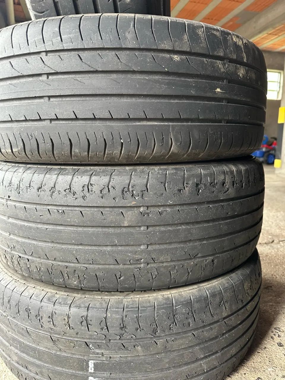 Pneus 215/55r18 - Foto 4