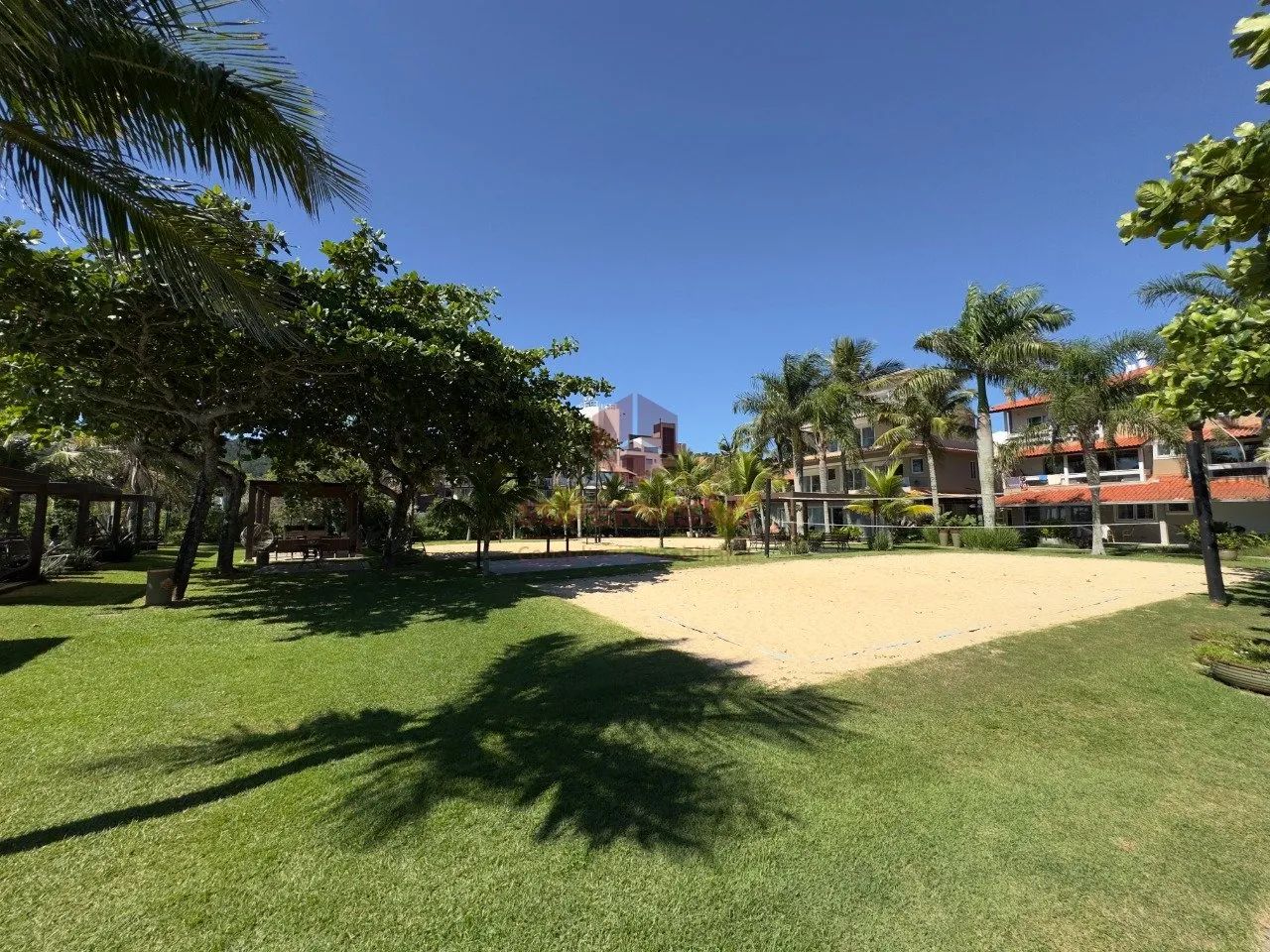 Casa com 5 quartos à venda, em condomínio Beira Mar em Jurerê - Florianópolis/SC. - Foto 2