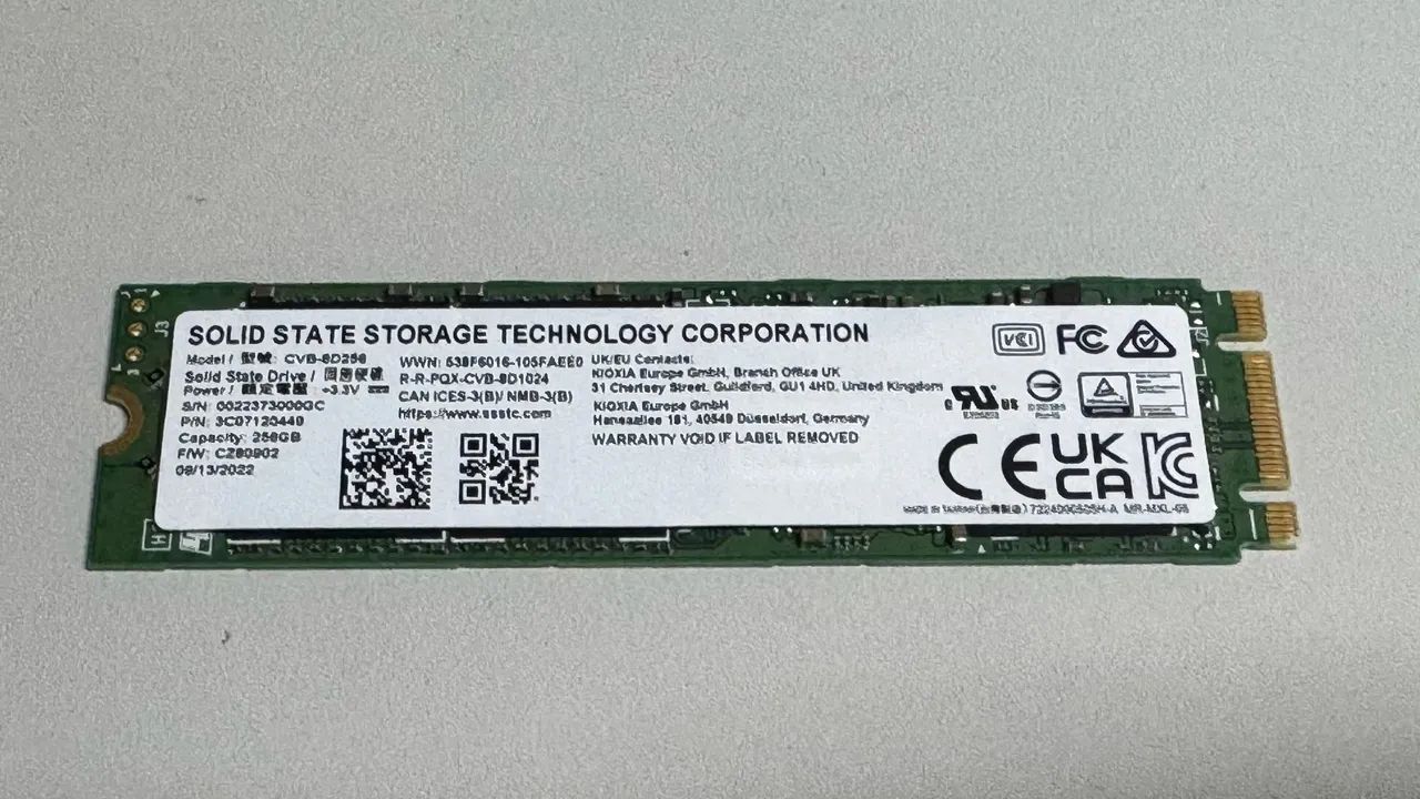 SSD 256gb m.2 ngff ssstc usado