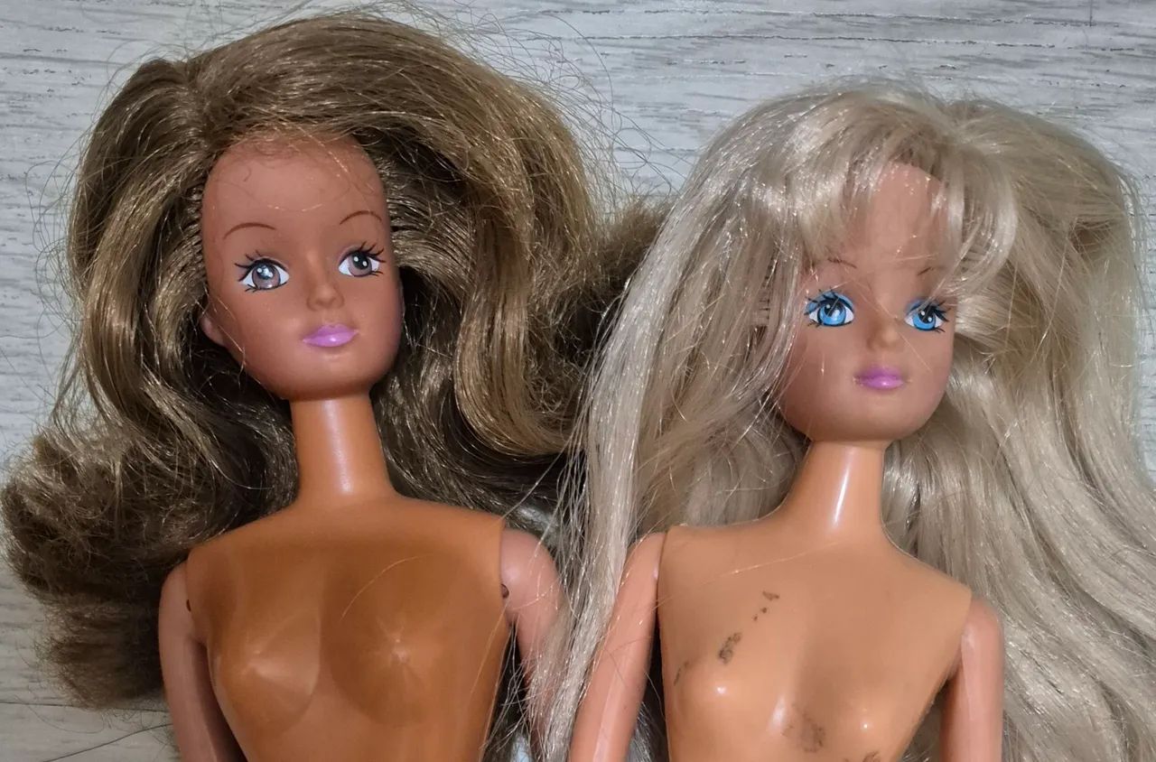 Lote com 6 bonecas vintage similares à Barbie  - Foto 3