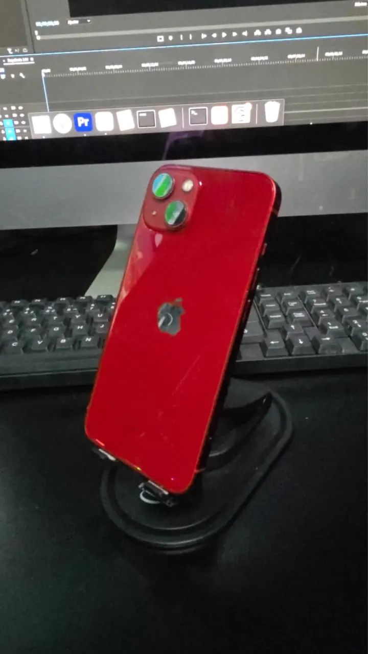 iPhone 13 vermelho edição limitada  - Foto 5